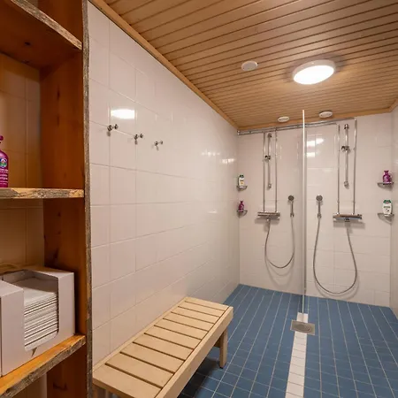 Kuukkeli Log Teerenpesae Apartament *