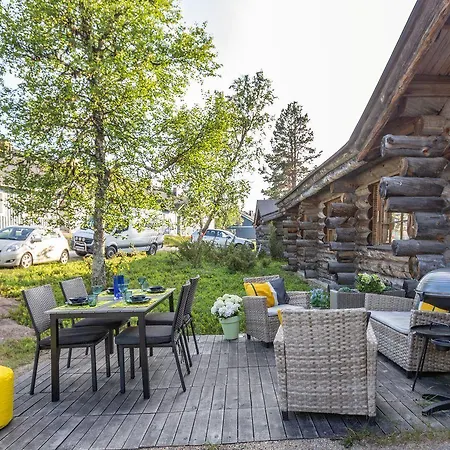 Kuukkeli Log Teerenpesae Саариселькя