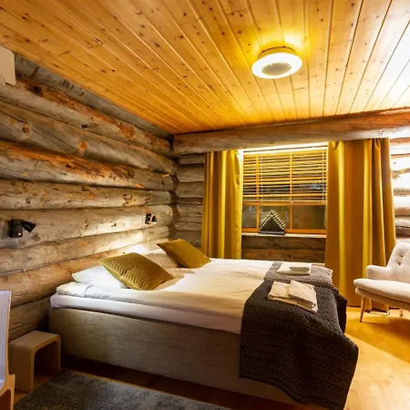 Kuukkeli Log Teerenpesae * Saariselkä