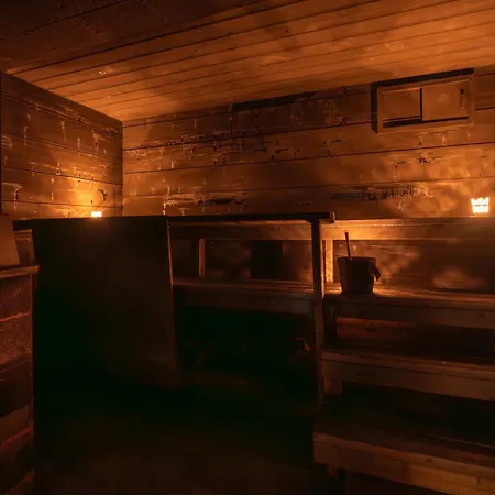 Kuukkeli Log Teerenpesae *