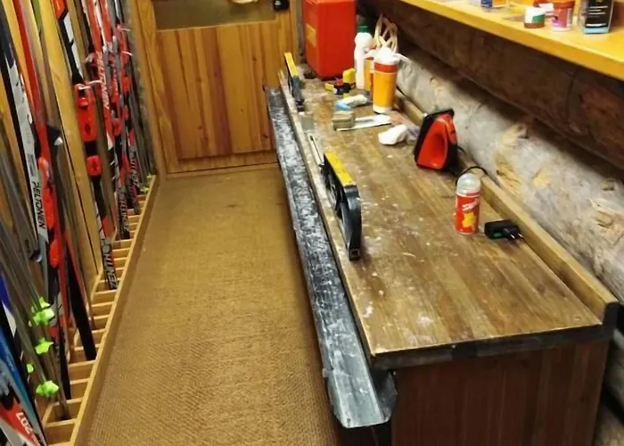 Kuukkeli Log Teerenpesae *